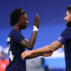 Giroud y Camavinga baten varios registros contra Ucrania