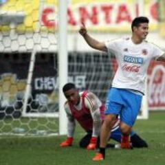 James: "¿Macnelly o Cardona?, Pékerman es el que manda"