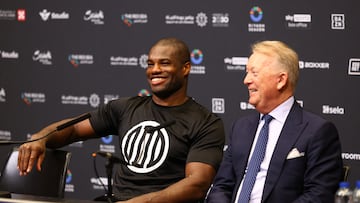 Boxing - Daniel Dubois v Anthony Joshua - IBF World Heavyweight Title - Wembley Stadium, London, Britain - September 21, 2024 Daniel Dubois alongside promoter Frank Warren during the press conference after winning his fight against Anthony Joshua Action Images via Reuters/Andrew Boyers