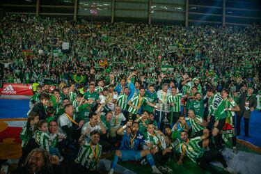 El club verdiblanco suma 4 títulos, con una Liga y tres Copas del Rey, la última en 2022. Todos sus triunfos no habrían sido posibles sin la pasión de su fiel afición en cada partido.