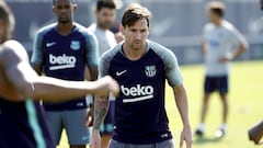 Leo Messi estrena look: se quita su poblada barba