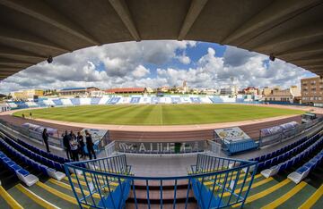 Así es el Álvarez Claro, estadio del Melilla