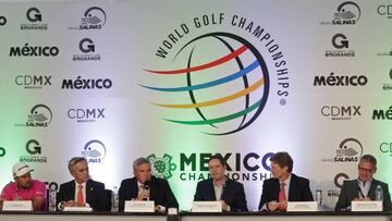 El golfista mexicano Roberto Diaz, el jefe de Gobierno de la Ciudad de M&eacute;xico, Miguel &Aacute;ngel Mancera, el comisionado de la PGA Tour, Jay Monahan, el director ejecutivo de TV Azteca, Benjam&iacute;n Salinas, el secretario mexicano de Turismo, Enrique de la Madrid, y el director operativo del World Golf Champiomships, Bernardo Villacencias, participan en una rueda de prensa previa al comienzo del torneo Mexico Golf Championship, en el Club de Chapultepec de Ciudad de M&eacute;xico (M&eacute;xico).