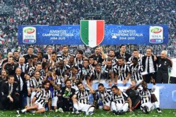 Juventus celebra el título en casa. 