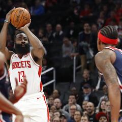 Volvió el mejor Harden (59) en un partido para la historia: ¡317 puntos entre los dos!