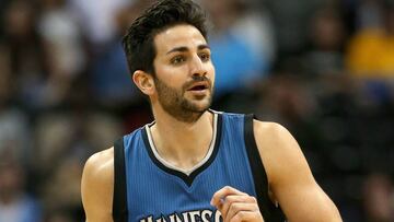 DENVER, CO - FEBRUARY 15: Ricky Rubio #9 of the Minnesota Timberwolves brings the ball down the court against the Denver Nuggets at the Pepsi Center on February 15, 2017 in Denver, Colorado. NOTE TO USER: User expressly acknowledges and agrees that , by downloading and or using this photograph, User is consenting to the terms and conditions of the Getty Images License Agreement.   Matthew Stockman/Getty Images/AFP
 == FOR NEWSPAPERS, INTERNET, TELCOS &amp; TELEVISION USE ONLY ==