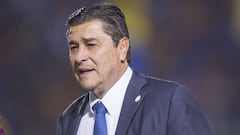 Chivas no le cierra la puerta a Víctor Guzmán