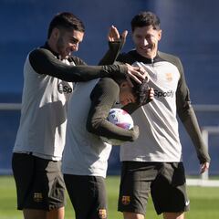 El ‘doble 9′ como arma de destrucción masiva del Barcelona de Flick