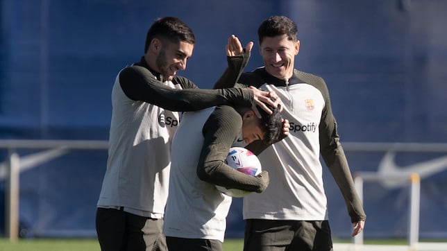 El ‘doble 9′ como arma de destrucción masiva del Barcelona de Flick