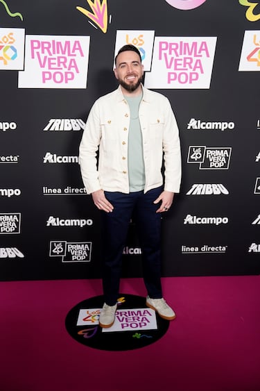 El presentador Félix Castillo posa en la alfombra roja de LOS40 Primavera Pop.