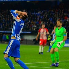 El Almería perdona a un Deportivo que se desangra