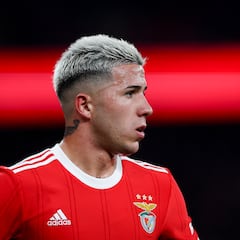 Nueva ofensiva millonaria del Chelsea por Enzo