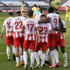El Almería sigue la estela de Mallorca y Espanyol