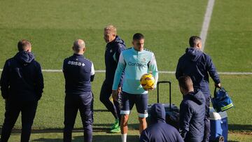 Bartra, en un entrenamiento.