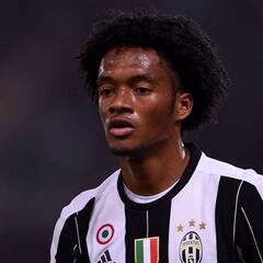 Ante las ausencias de Juve, Cuadrado sería titular en la final