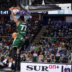 Kravish y Perry ponen en órbita al Unicaja