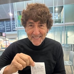 Patxi Salinas alucina con los precios del aeropuerto de Vigo: “Venid desayunados”
