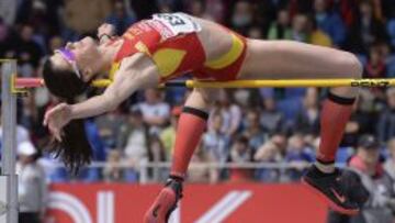 Ruth Beitia, durante su competici&oacute;n en la localidad alemana de Braunschweig, en la que acab&oacute; tercera en salto de altura. 