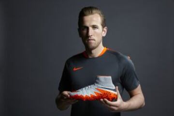 Nike mejoró su modelo para atacantes movedizos. La tecnología de Hypervenom II permite que los jugadores realicen con comodidad sus inesperados movimientos dentro del área.