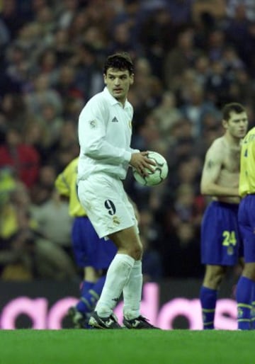 El protagonista del partido. Fernando Morientes se llevó el balón a casa. Después del partido declaró: "Ha sido el mejor partido de mi vida".