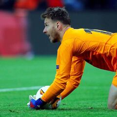 Neto, baja de última hora ante el Getafe por una lumbalgia