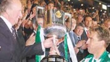 <b>PUNTA. </b>La entrega de la Copa fue el momento más visto de la noche.