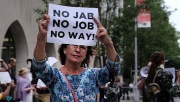 Un tribunal de apelaciones restableció el mandato de vacunación de la OSHA. ¿Qué empresas y trabajadores se verán afectados? Aquí todos los detalles.