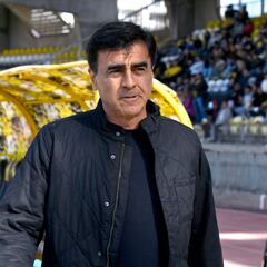 “Es falso...”: a Quinteros le preguntan por su opción en la Roja y así responde