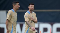 Argentina's forward #10 Lionel Messi (R) and forward #11 Angel Di Maria take part in a training session ahead of the Conmebol 2024 Copa America tournament final match between Argentina and Colombia, at the FIU college football and soccer stadium on the campus of Florida International University in Miami, Florida, July 11, 2024.  (Photo by JUAN MABROMATA / AFP)