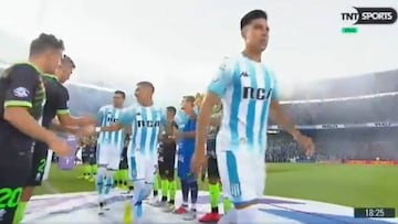 Defensa y Justicia recibió con pasillo a Racing en el Cilindro
