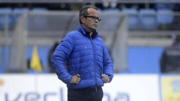 Álvaro Cervera durante un partido con el Cádiz. CF.