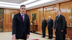 Spain's Prime Minister Pedro Sanchez takes the oath of office during a ceremony at Zarzuela Palace in Madrid, Spain November 17, 2023. Andres Ballesteros/Pool via REUTERS