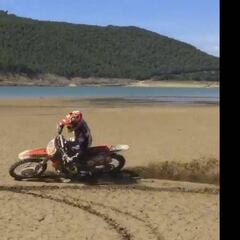 Márquez 'poseído' por la moto