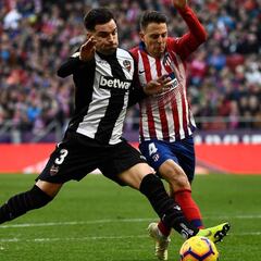 Gran partido de Arias en victoria de Atleti ante Levante
