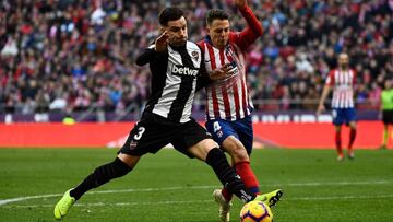 Gran partido de Arias en victoria de Atleti ante Levante