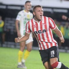 Mateo Retegui, jugador de Boca e hincha de River, decide la Superliga