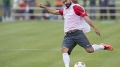 Balenziaga, entre algodones, no entrenó: se espera que juegue