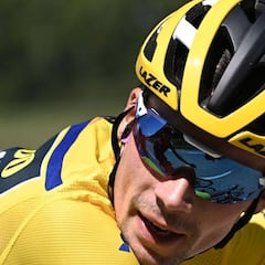 Roglic: "Tenemos un equipo fuerte para controlar la carrera"