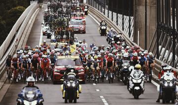 El pelotón durante la primera etapa del Tour de Francia 2021.