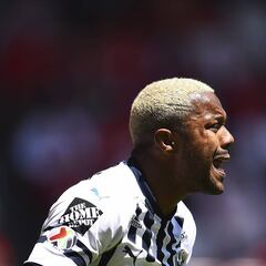 ¿Vestidor roto en Rayados? Alonso y Pabón discutieron