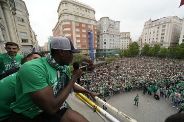 La fiesta conjunto racinguista tras el ascenso a segunda.