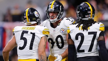 ATLANTA, GEORGIA - SEPTEMBER 08: T.J. Watt #90 of the Pittsburgh Steelers reacts after a sack during the third quarter against the Atlanta Falcons at Mercedes-Benz Stadium on September 08, 2024 in Atlanta, Georgia. Todd Kirkland/Getty Images/AFP (Photo by Todd Kirkland / GETTY IMAGES NORTH AMERICA / Getty Images via AFP)