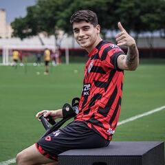 Araos le dice adiós a Brasil y está listo para un nuevo desafío en su carrera: acuerdo listo