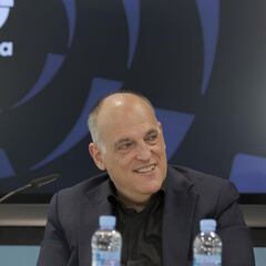 Tebas responde a Romeu: "Muchos errores para tanto cargo"