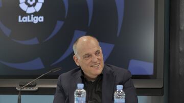 Tebas responde a Romeu: "Muchos errores para tanto cargo".