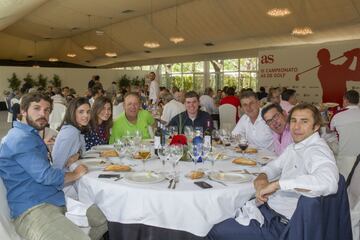 Comida en carpa de eventos del Club de Campo.