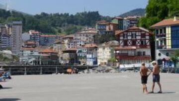 Una panorámica general de Mutriku, un pueblo perteneciente a la comarca del Bajo Deva con 4.973 habitantes.
