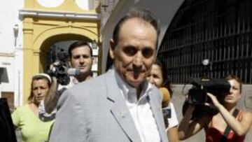 <b>DIRECTO. </b>Manuel Ruiz de Lopera cargó contra la Fundación.