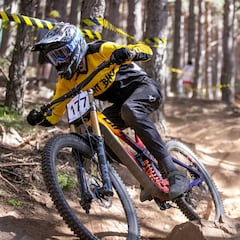 Yelco Romero y Mireia Pi vencen en La Pinilla