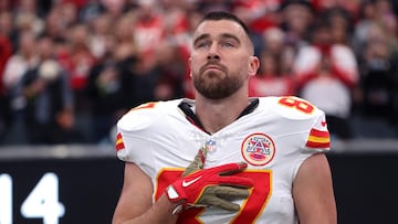 Travis Kelce deja su retiro de la NFL en el aire